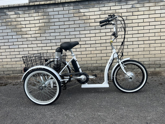 Electric Tricycle 20″ White e-Solo – 250W Brushless Motor, 36V 14Ah Battery & Twist Throttle