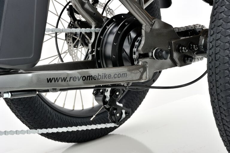 Revom T1F Folding Urban Electric Tricycle 48V 250W Motor 720Wh Battery 20 x 3.0 Kenda Tyres