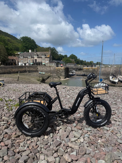 Revom T2 Fat Tyre Electric Mountain Trike 48V 250W 720Wh Battery 20 x 4.0 Kenda Tyres
