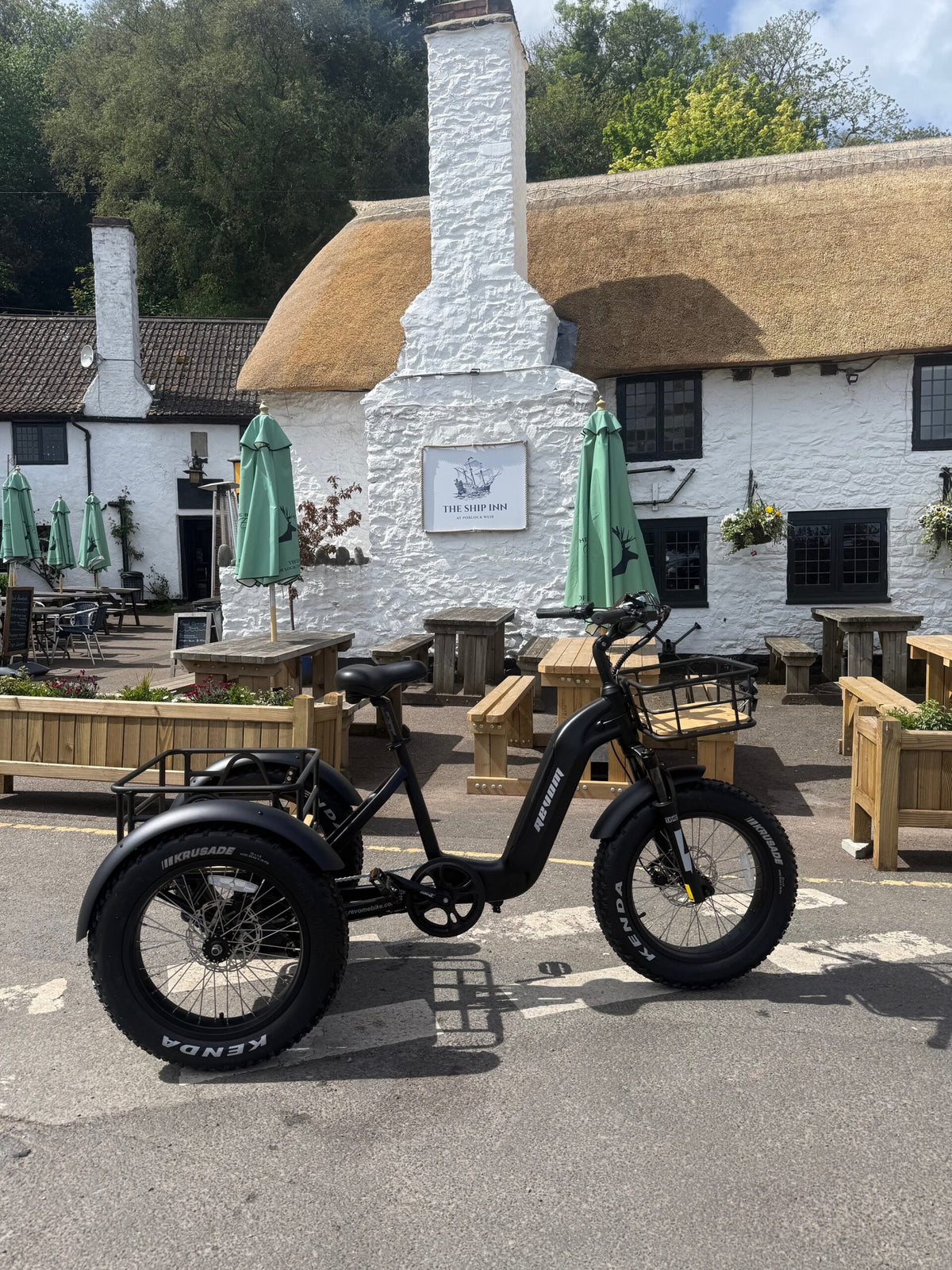 Revom T2 Fat Tyre Electric Mountain Trike 48V 250W 720Wh Battery 20 x 4.0 Kenda Tyres