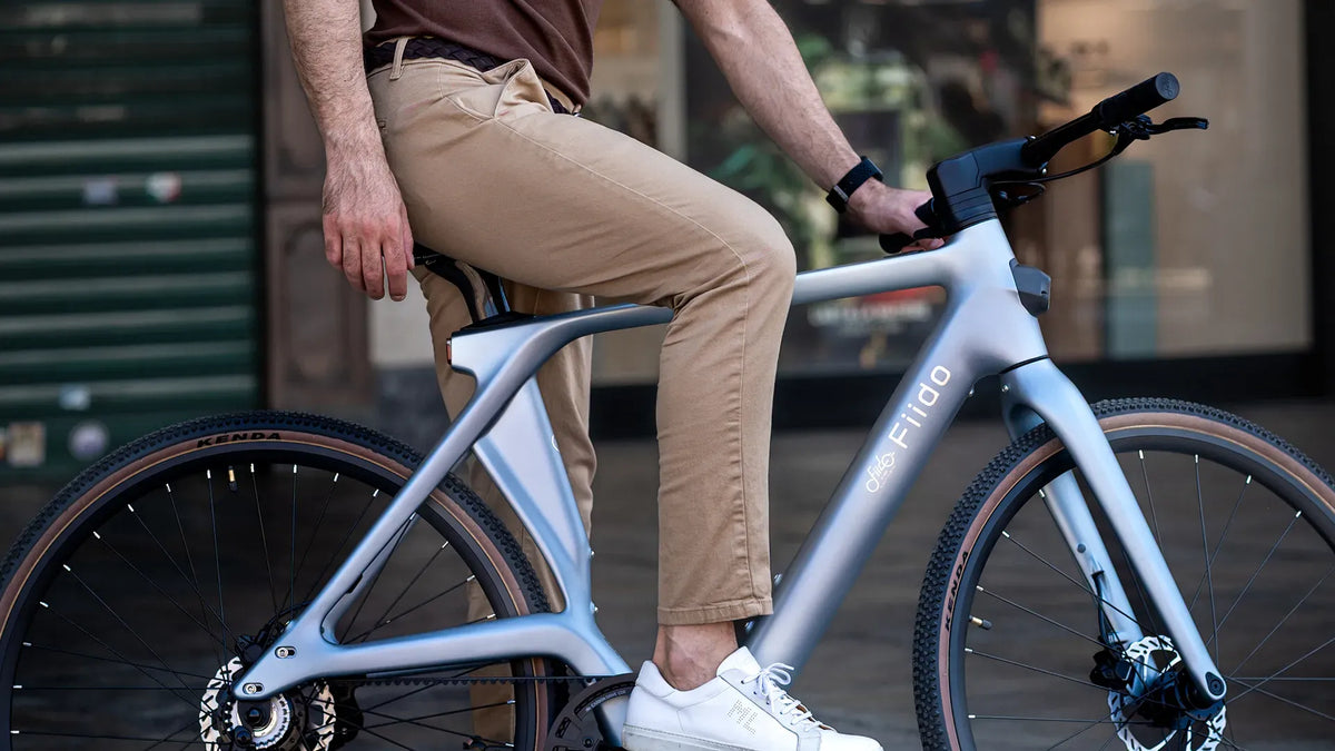 Air Ultra-Light Carbon Fiber E-Bike