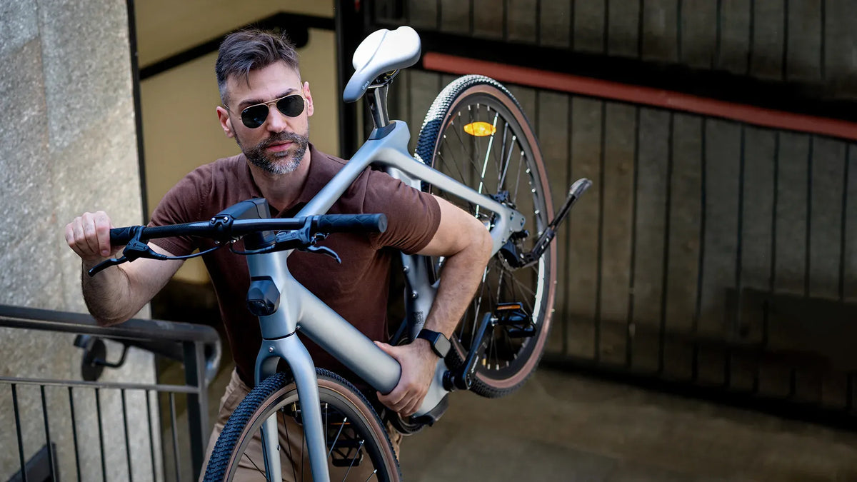 Air Ultra-Light Carbon Fiber E-Bike